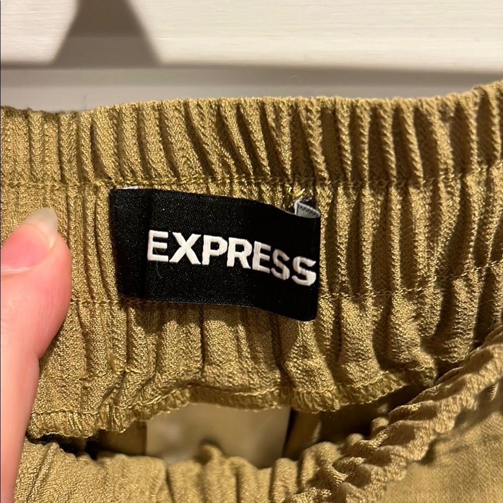 Express Extreme Hi-Rise Wide Leg Pants - Picture 2 of 7